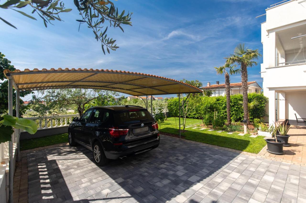Apartments Oleander Крк Экстерьер фото
