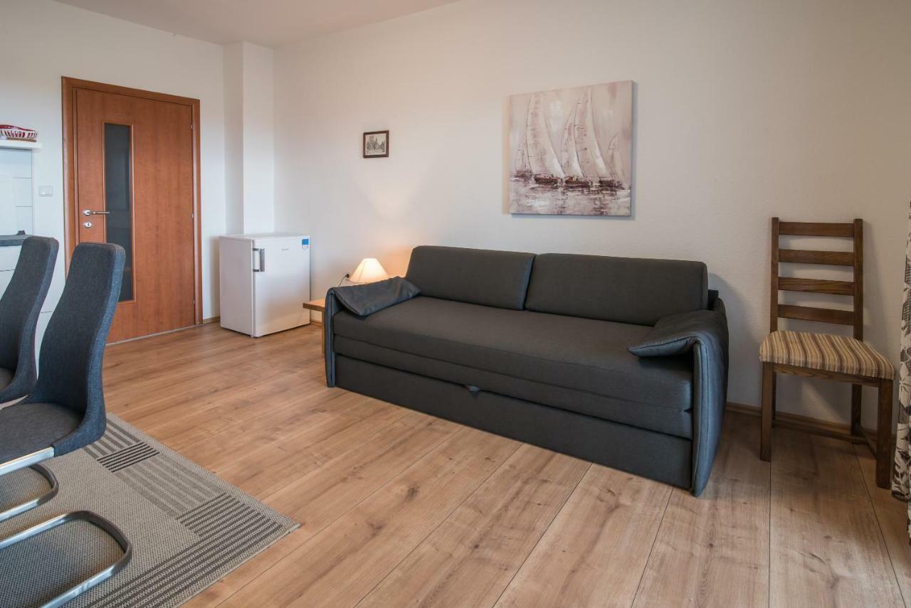 Apartments Oleander Крк Экстерьер фото