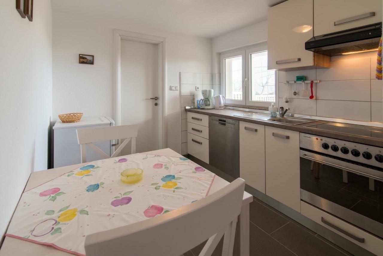Apartments Oleander Крк Экстерьер фото