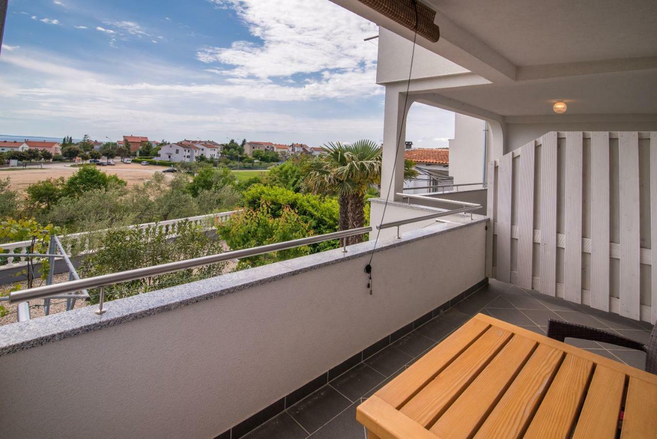 Apartments Oleander Крк Экстерьер фото